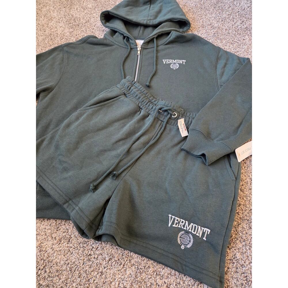 NWT Womans Vermont Lounge Set Dark Green Zip Up Hoodie & Shorts Set Size Med. - Picture 2 of 12